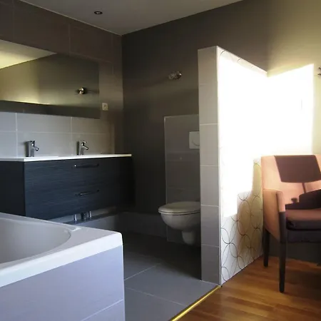 Holiday home Les Tros Marets Longfaye